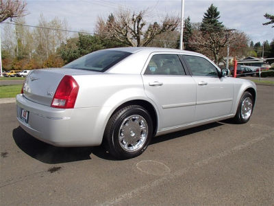 2005 Chrysler 300  Touring