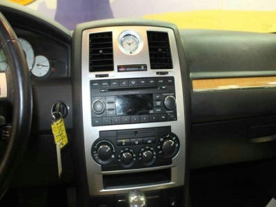 2008 Chrysler 300 Limited