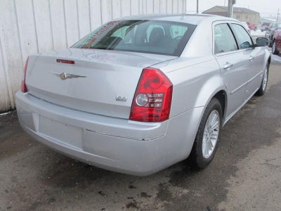 2010 Chrysler 300  Touring