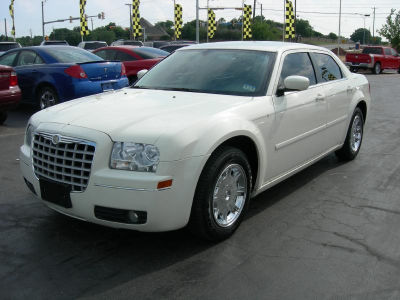 2005 Chrysler 300  Touring