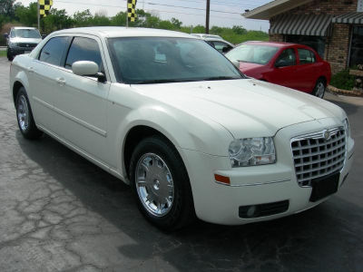 2005 Chrysler 300  Touring