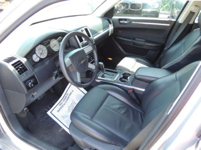 2010 Chrysler 300  Touring