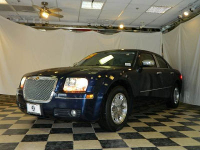 2005 Chrysler 300  Touring