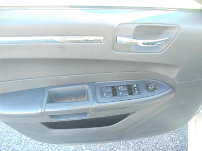 2010 Chrysler 300  Touring