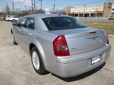 2009 Chrysler 300  Touring