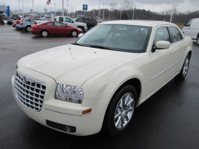 2009 Chrysler 300  Touring