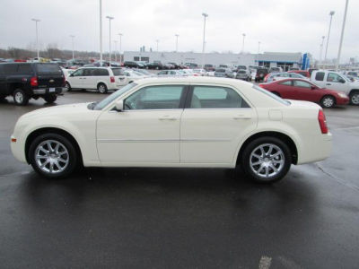 2009 Chrysler 300  Touring
