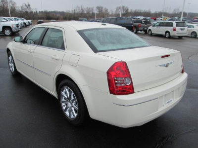 2009 Chrysler 300  Touring