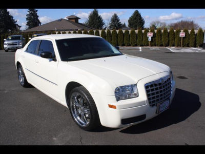 2009 Chrysler 300  LX