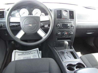 2008 Chrysler 300  LX