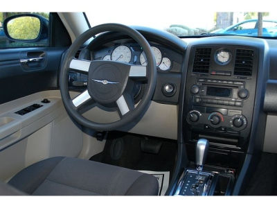 2007 Chrysler 300  Base