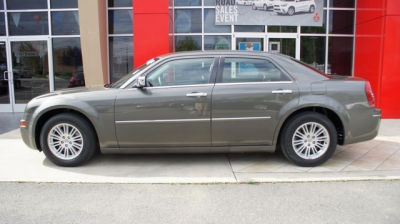 2010 Chrysler 300  Touring