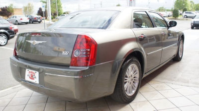 2010 Chrysler 300  Touring