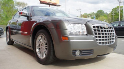 2010 Chrysler 300  Touring