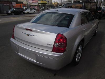 2009 Chrysler 300  Touring