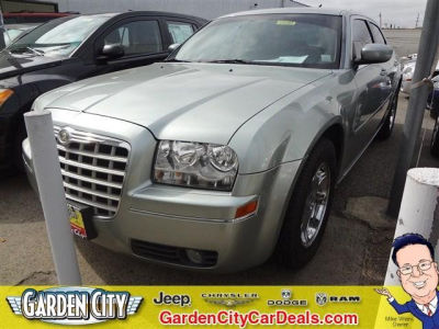 2005 Chrysler 300  Touring