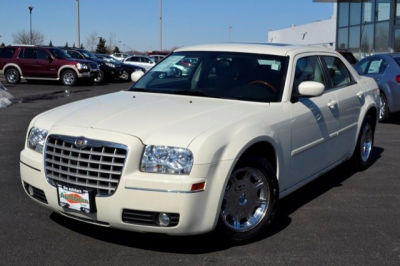 2005 Chrysler 300  300 Touring