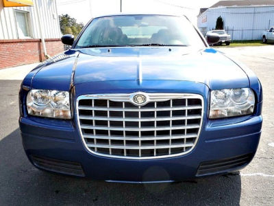 2009 Chrysler 300  LX