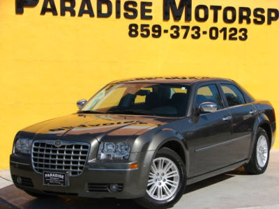 2010 Chrysler 300  Touring