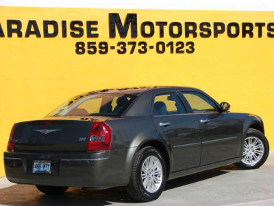 2010 Chrysler 300  Touring