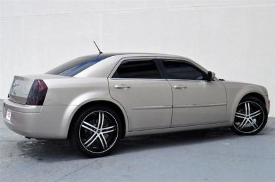2008 Chrysler 300  LX