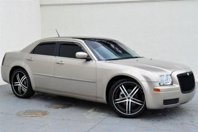 2008 Chrysler 300  LX