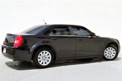 2008 Chrysler 300  LX