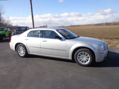 2009 Chrysler 300  LX