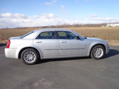 2009 Chrysler 300  LX