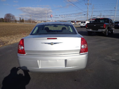 2009 Chrysler 300  LX