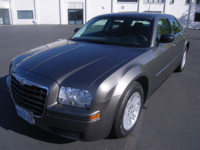 2008 Chrysler 300  LX