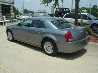 2006 Chrysler 300  Base