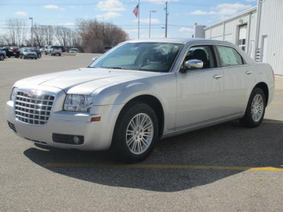 2010 Chrysler 300  Touring
