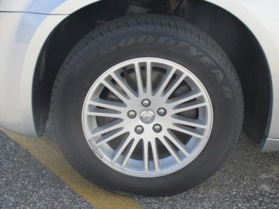 2010 Chrysler 300  Touring