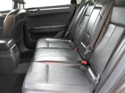 2010 Chrysler 300  Touring