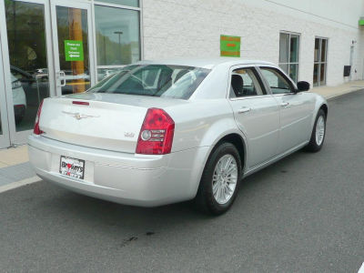 2010 Chrysler 300  Touring