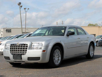 2009 Chrysler 300  LX