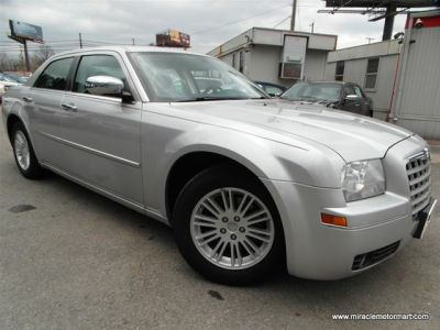 2009 Chrysler 300  Touring