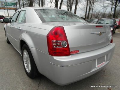 2009 Chrysler 300  Touring
