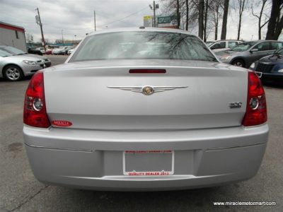 2009 Chrysler 300  Touring