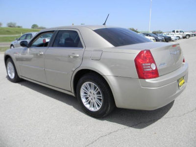 2008 Chrysler 300  LX