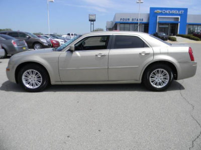 2008 Chrysler 300  LX