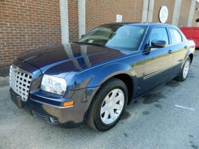 2005 Chrysler 300  Touring