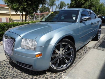 2009 Chrysler 300  LX