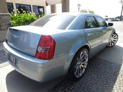 2009 Chrysler 300  LX