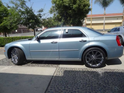 2009 Chrysler 300  LX