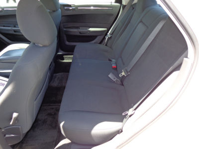 2009 Chrysler 300  LX