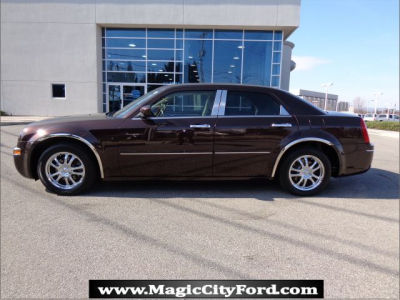 2005 Chrysler 300  Touring