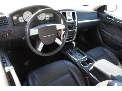 2010 Chrysler 300  Touring