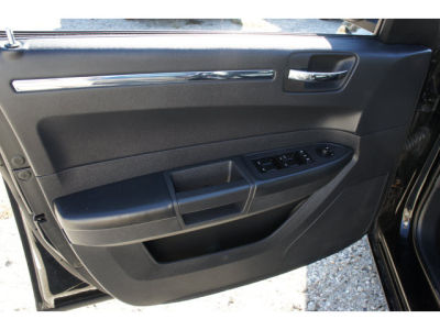 2010 Chrysler 300  Touring